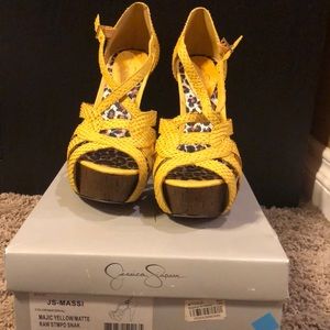 Jessica Simpson Massi 8.5
